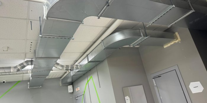 Приточно-вытяжная вентиляция с рекуперацией shuft в фитнес студии