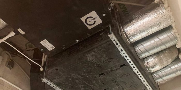 Приточно-вытяжная вентиляция с рекуперацией тепла и влаги Turkov Zenit Heco V 350 E (EPP)