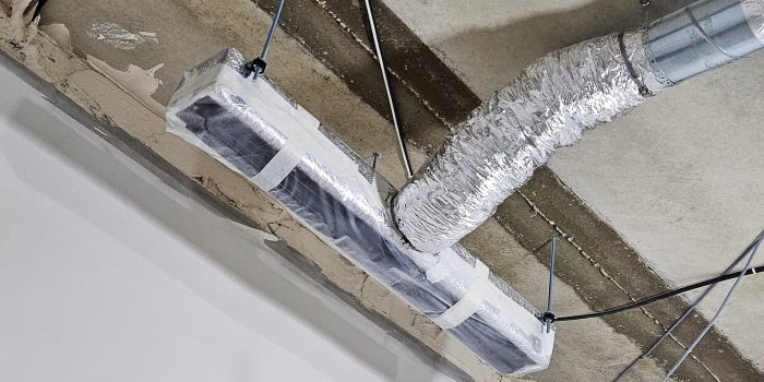 Приточно-вытяжная установка ZENIT 1200 HECO W в частном доме